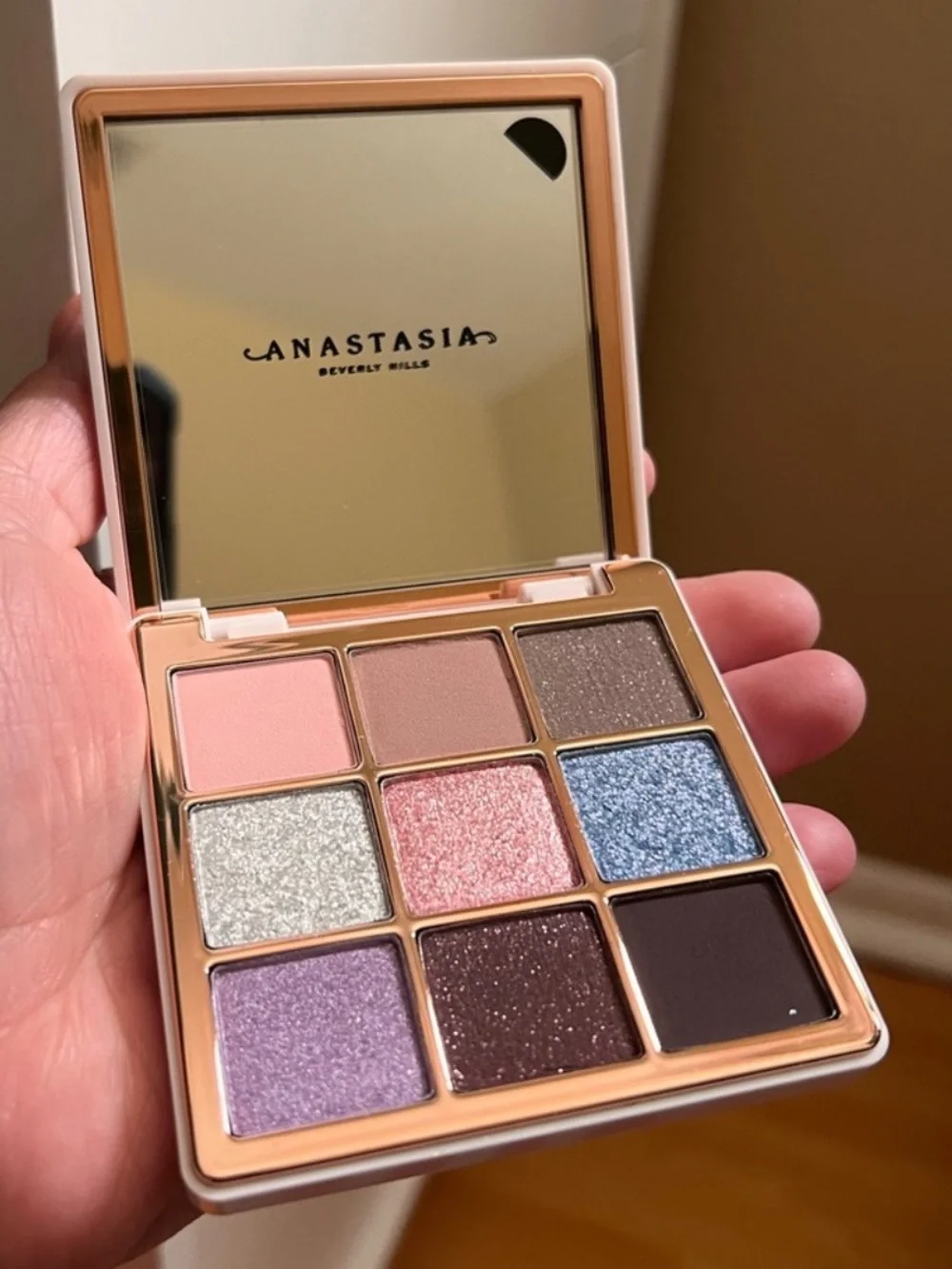 Anastasia Beverly Hills Sugar Eyeshadow Palette -Brand New Never Used.